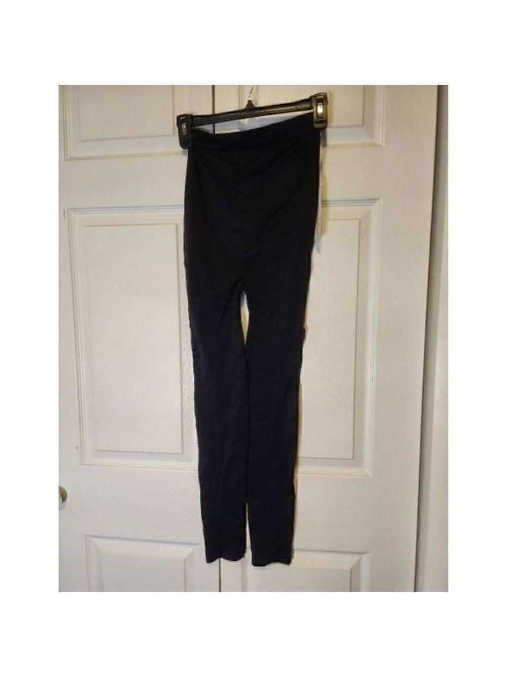 Ingrid and Isabell workout leggings